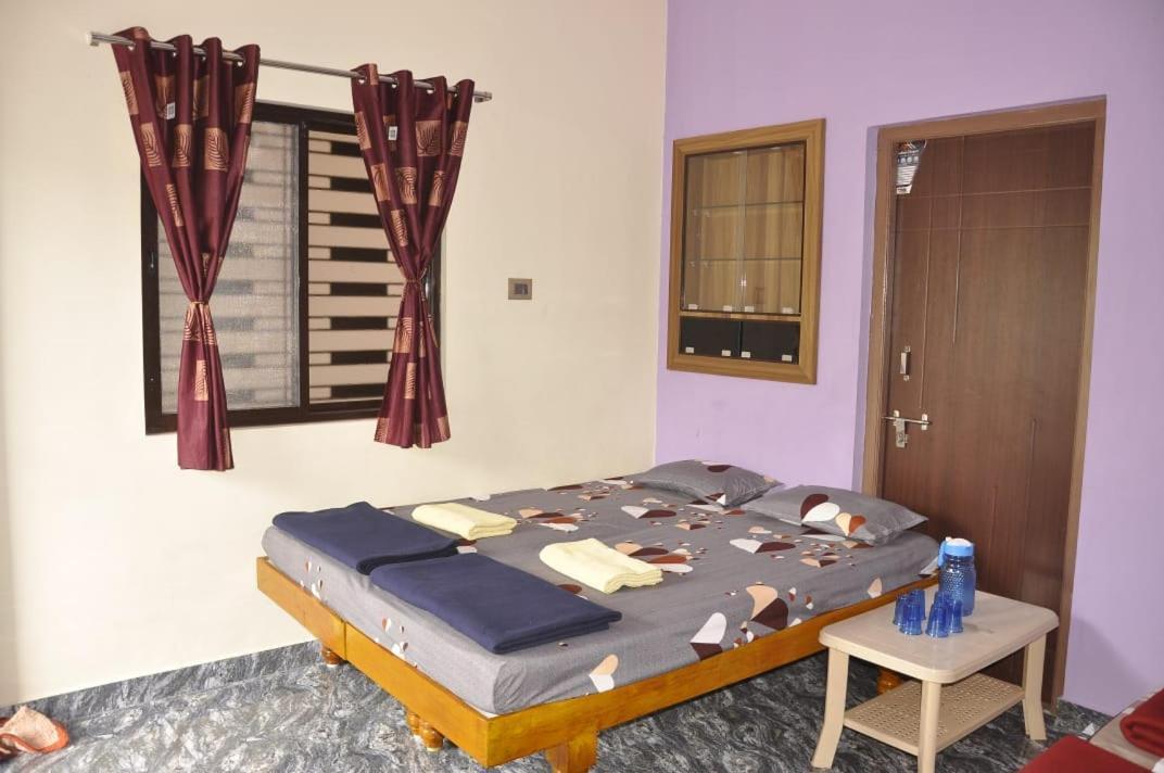 Classic Homestay Hampi Rum bild