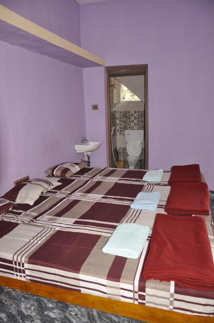 Classic Homestay Hampi Exteriör bild